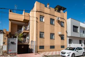 ¡Oportunidad Única! Se Vende Ático Dúplex en Cúllar Vega photo 0
