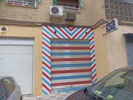 ¡Oportunidad en el Zaidín! Se vende local o Plaza de Garaje photo 0