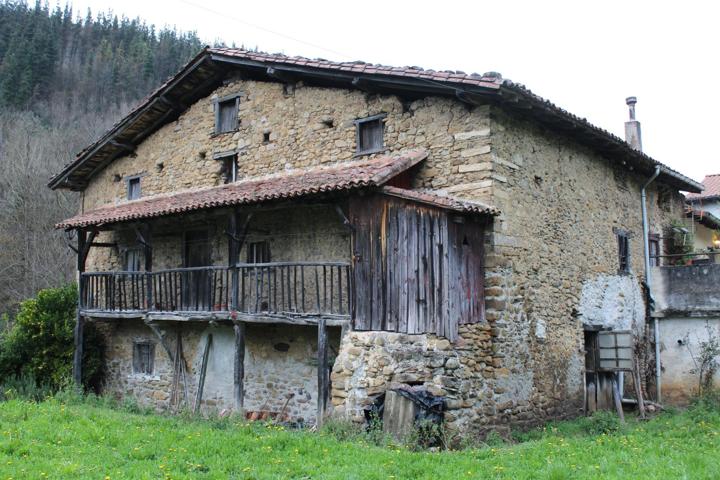 CASERIO A REFORMAR EN ATAUN photo 0