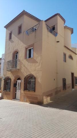 Villa En venta en Turre photo 0