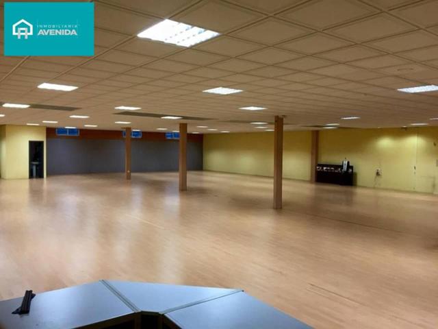 Venta de nave comercial en Baena photo 0