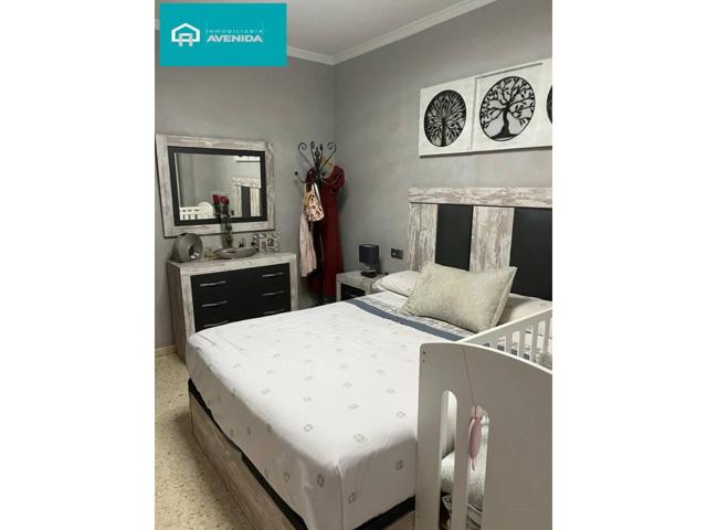 Venta de un piso en Baena photo 0