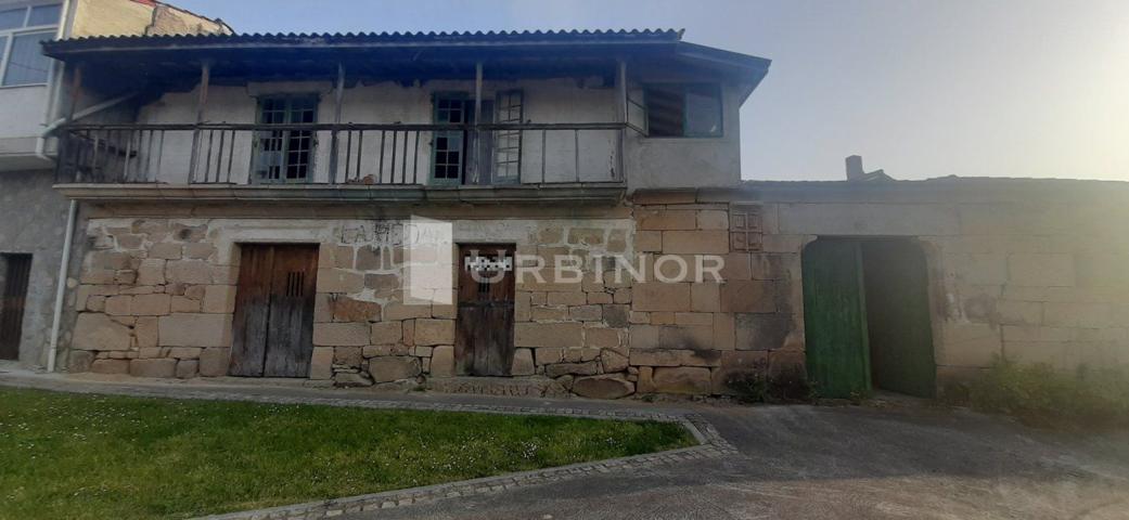 CASA Señorial, con finca para reformar. COLES. photo 0