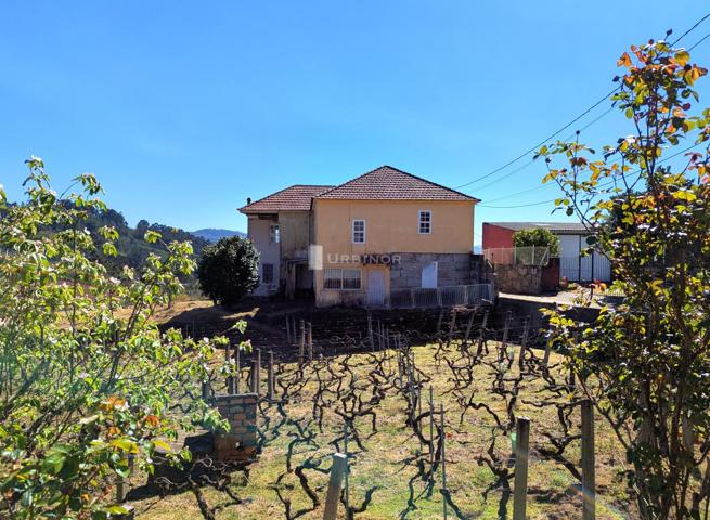 ¡Se vende CASA SEÑORIAL de piedra! con finca. EN LEIRO. photo 0