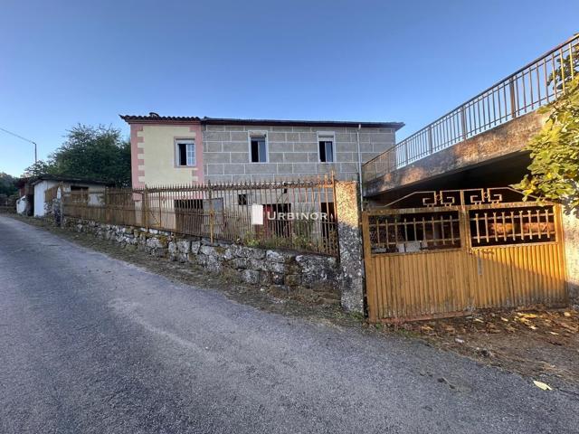 🌿🏡 Casa independiente con finca de 1.766 m² y espectacular terraza-mirador en zona Trasalba (Amoeiro) photo 0
