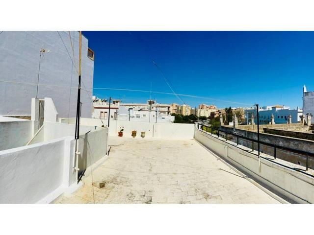 Magnífica vivienda con terraza en San Fernando a tan sólo unos minutos de la salida hacia Cádiz photo 0