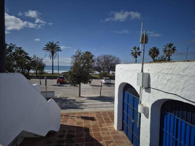 Exclusivo Apartamento en Primera Línea de Playa – Pinar de Don Jesún, Chiclana photo 0