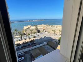 Exclusiva Vivienda con Vistas a la Playa de La Caleta – Cádiz Capital photo 0