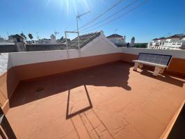 Se alquila por larga temporada vivienda a 3 km de la playa de la barrosa photo 0