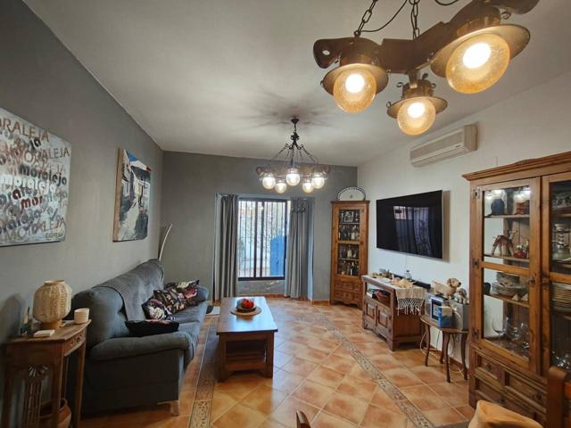 🌿 Encantador chalet en El Pinar de los Franceses – Elegancia, naturaleza y confort en una sola planta photo 0