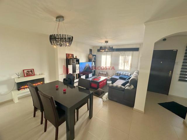 Villa En venta en Lepe photo 0