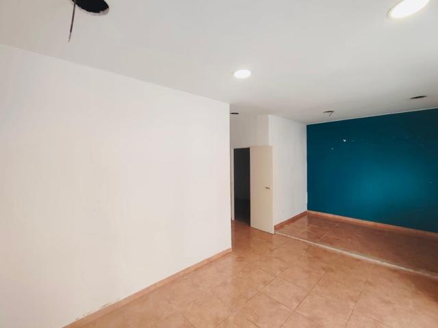 Local Comercial Céntrico en Palma de Mallorca - Ideal para Negocio o hacer cambio de uso a vivienda photo 0