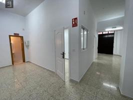 ESTUPENDO LOCAL COMERCIAL EN ALQUILER EN LA CUESTA photo 0