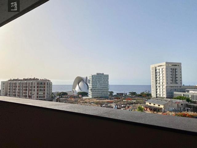 ESPECTACULAR PISO EN ZONA PRIVILEGIADA EN SANTA CRUZ photo 0