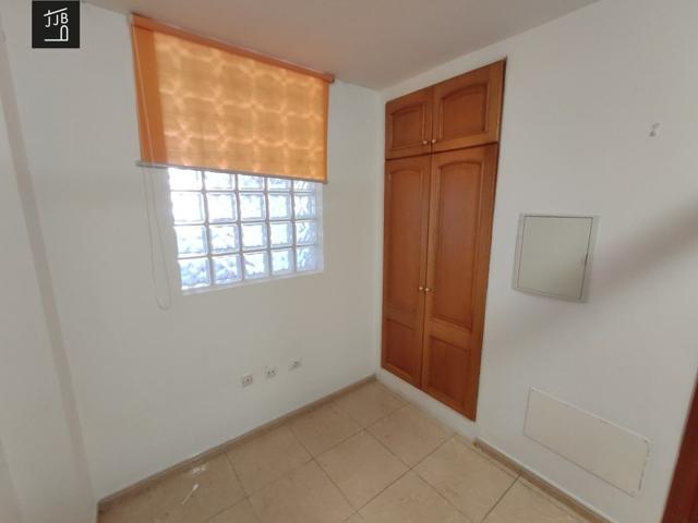 LOCAL EN VENTA EN LA CUESTA,  IDEAL PARA DESPACHO PROFESIONAL, SALÓN ESTÉTICO O  DEPÓSITO. photo 0