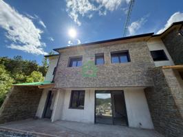 Casa En venta en Montferrer I Castellbò photo 0