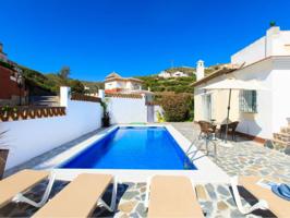 EN NERJA A 350m DEL MAR, VACACIONAL photo 0