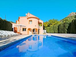 VILLA DE 6 DORMITORIOS CALPE, VACACIONAL photo 0