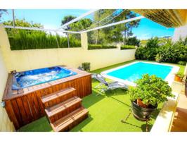 EN SALOU A 600m DEL MAR, VACACIONAL photo 0