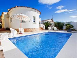 ACOGEDOR CHALET EMPURIABRAVA, VACACIONAL photo 0