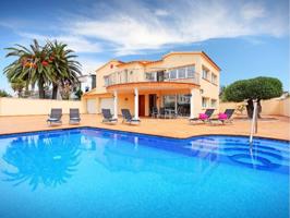 GRAN VILLA EN EMPURIABRAVA, VACACIONAL photo 0
