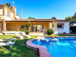 MAGNÍFICA VILLA EN FUENGIROLA, VACACIONAL photo 0