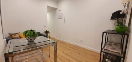 Piso En venta en Chopera, Madrid photo 0