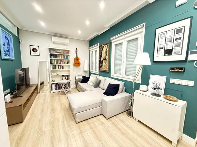 Piso En venta en Legazpi, Madrid photo 0