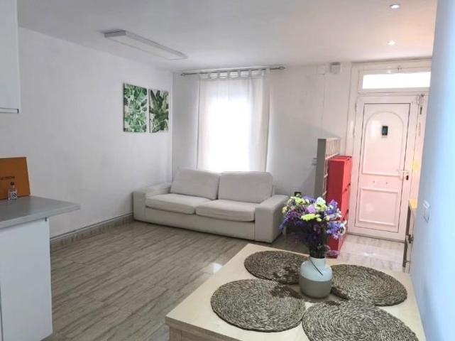Piso En venta en La Latina, Madrid photo 0
