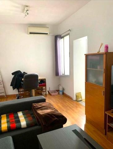 Piso En venta en Embajadores, Madrid photo 0