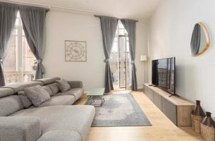 Piso En venta en Palacio, Madrid photo 0