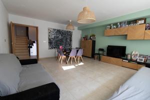 Triplex en Cobatillas de cuatro habitaciones. photo 0