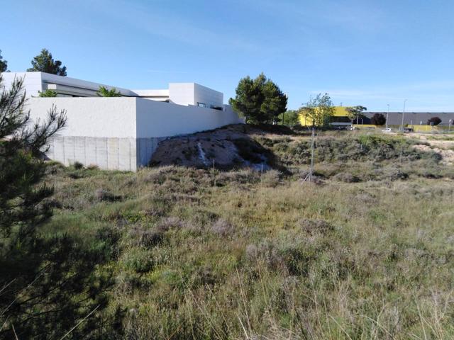 Terreno Urbanizable En venta en Almansa, Almansa photo 0