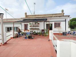 ENCANTADORA CASA DE 200M2 EN LA MORERA BADALONA photo 0
