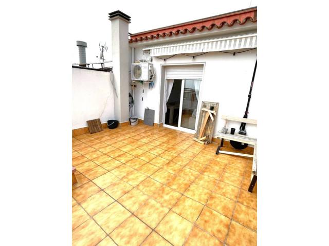 ATICO EN VENTA EN CERDANYOLA NORD, MATARO, REFORMADO, EXTERIOR photo 0