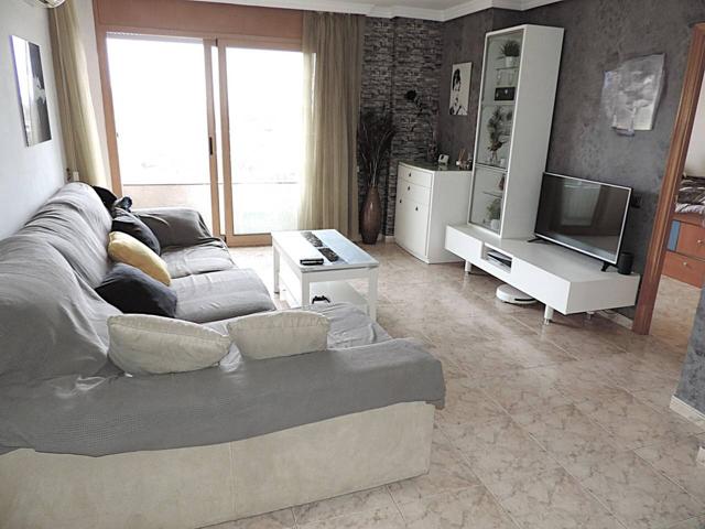 Gran piso de 98m2, 3hab, 2 baños, exterior, ascensor y parking photo 0