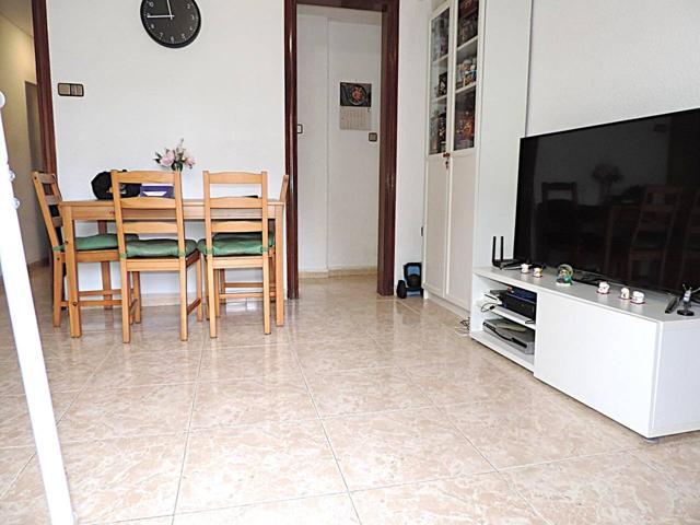 Bonito piso de 66m2, 3hab, balcon, sin ascensor photo 0