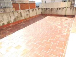 CASA PARA ACTUALIZAR CON MUY BUENA UBICACION EN SANTO CRISTO photo 0