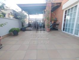 Gran piso de 111m2, 4hab, terraza, parking y trastero en Marti Pujol photo 0