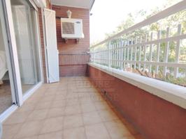 Zona inmejorable, balcon y parking incluido en Pep ventura photo 0