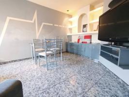 Bonito piso en pasaje mila i fontanals, badalona photo 0