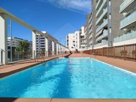 Espectacular piso zona canal, piscina, zonas comunes, parking y trastero photo 0