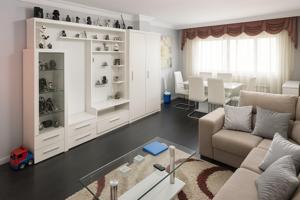 mobiliarias Encuentro vende ESTUPENDO piso PARA ENTRAR A VIVIR. En la Zona de Ponferrada en León. photo 0