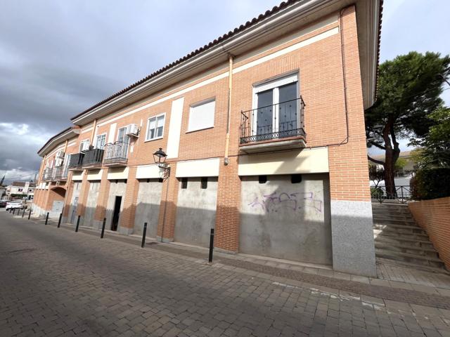 Local comercial en bruto a la venta en Villanueva de Perales photo 0