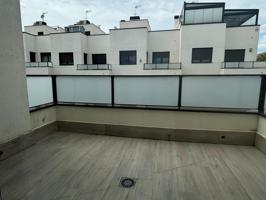 CHALET EN PAU-4 MOSTOLES photo 0