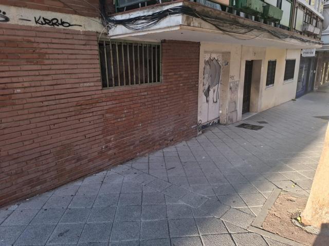 Local en venta en Leganés photo 0