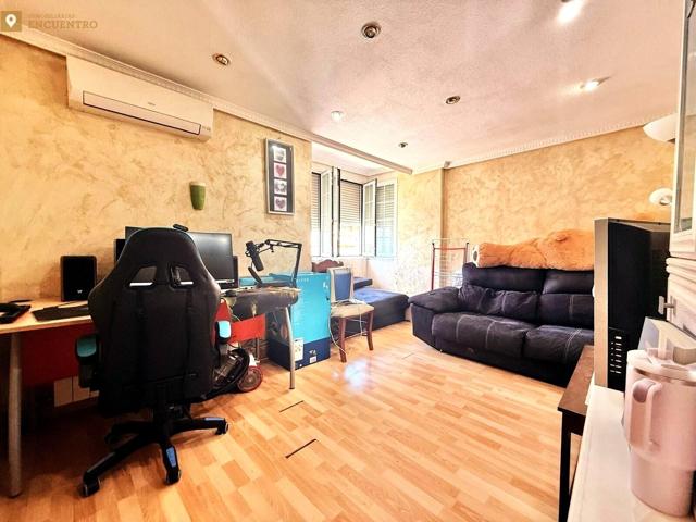 Piso en venta en Calle Parque Vosa photo 0