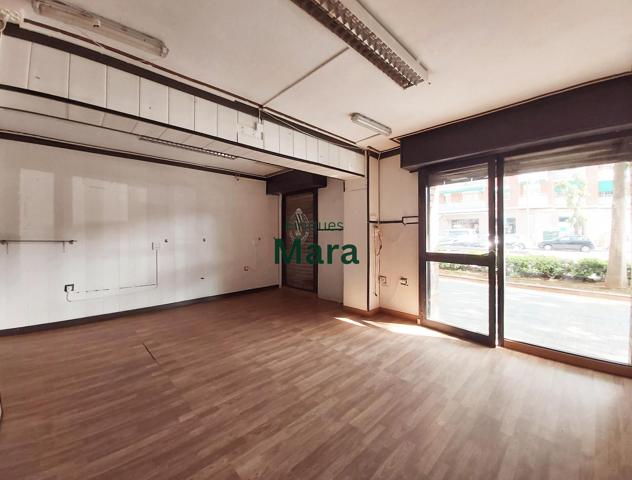 LOCAL COMERCIAL EN ZONA DE PASO...!!!!! photo 0