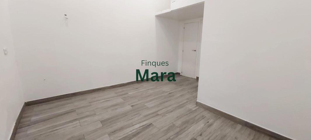 LOCAL EN ZONA DE MUCHO PASO!!!! photo 0