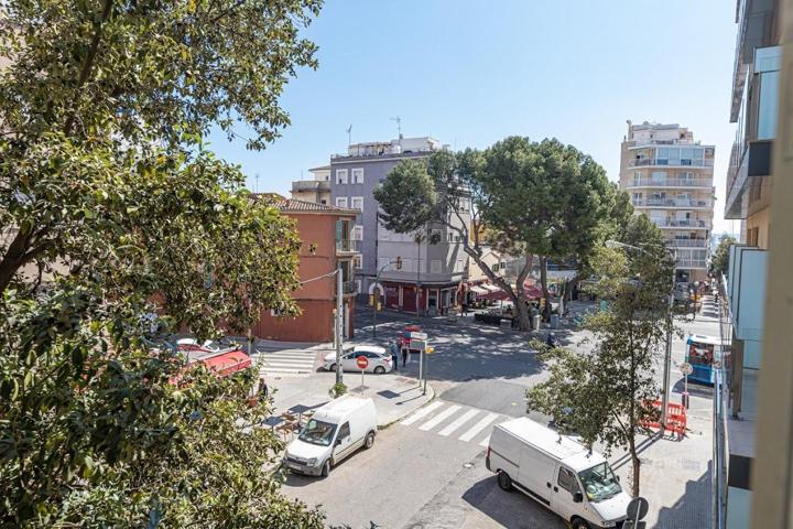 SE VENDE PISAZO REFORMADO EN SANTA CATALINA ( PARKING INCLUIDO) photo 0